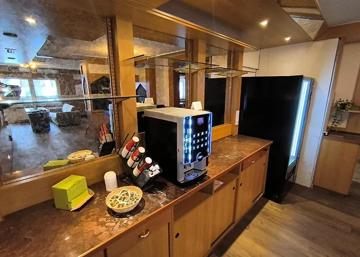 Hotel Smart B&b2 Bb2 300 *